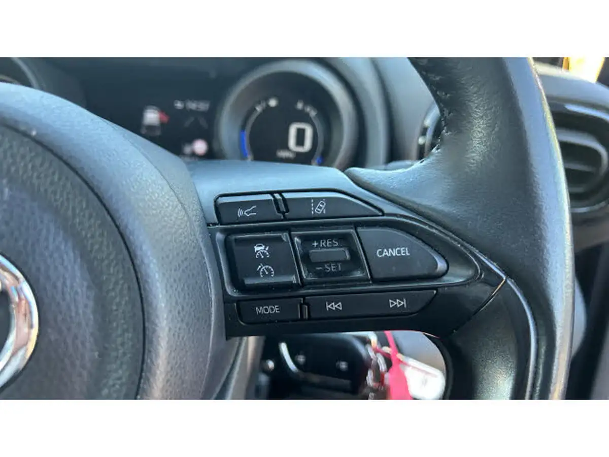 2022-toyota-yaris-15-vvt-i-design-big-21