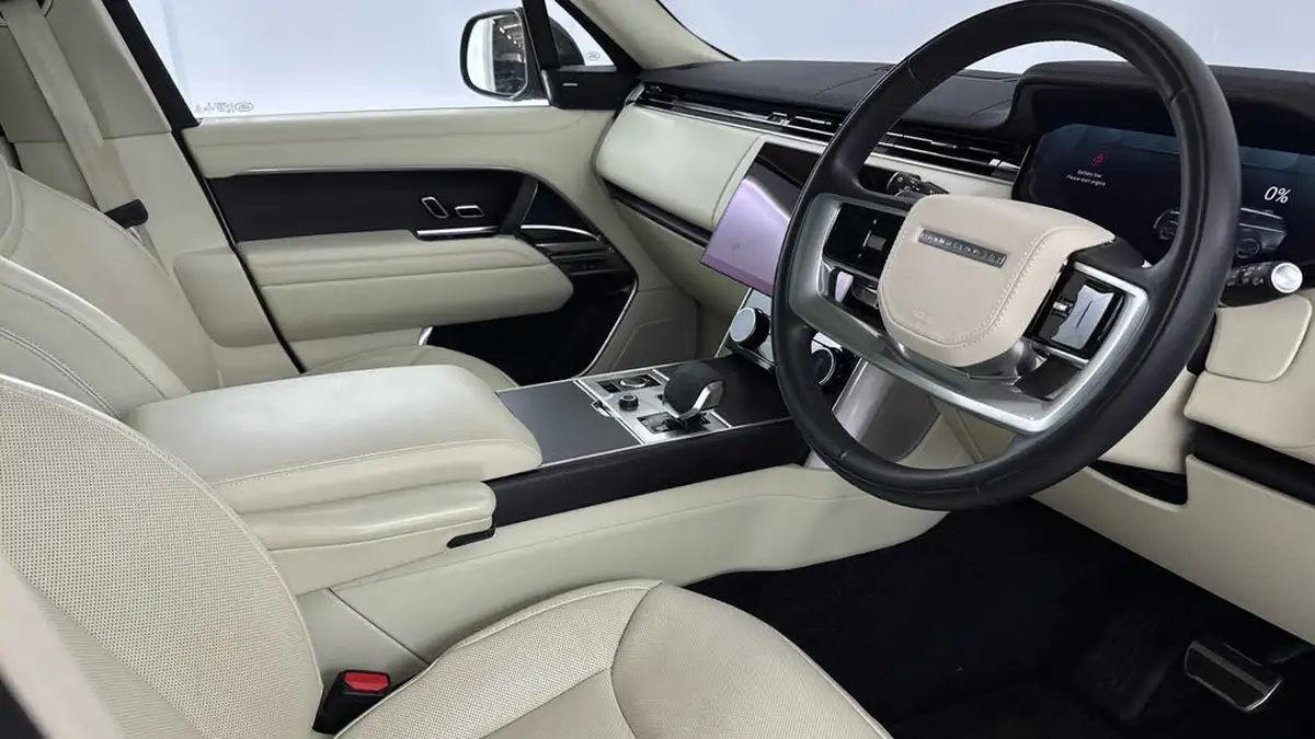 2022-land-rover-range-rover-30-p440e-se-big-9