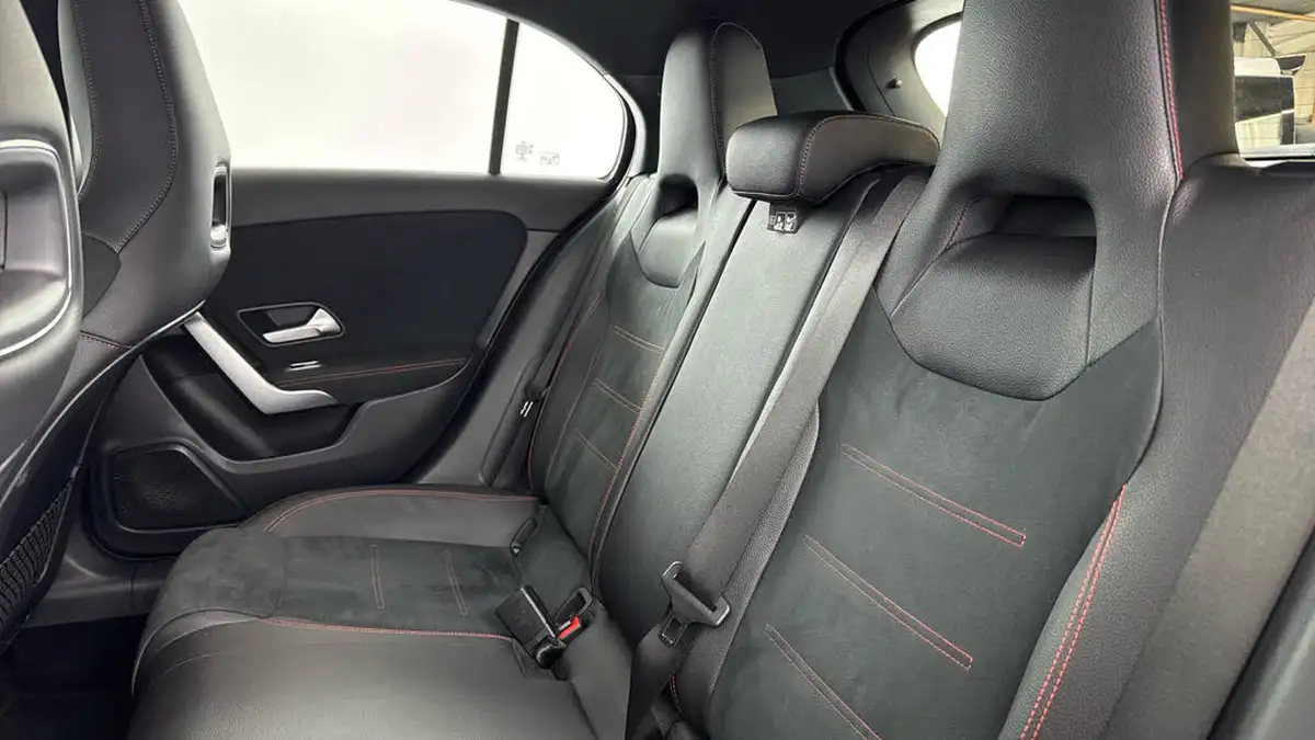 2019-mercedes-benz-a-class-13-a180-amg-line-executive-hatchback-5d-7g-dct-big-13