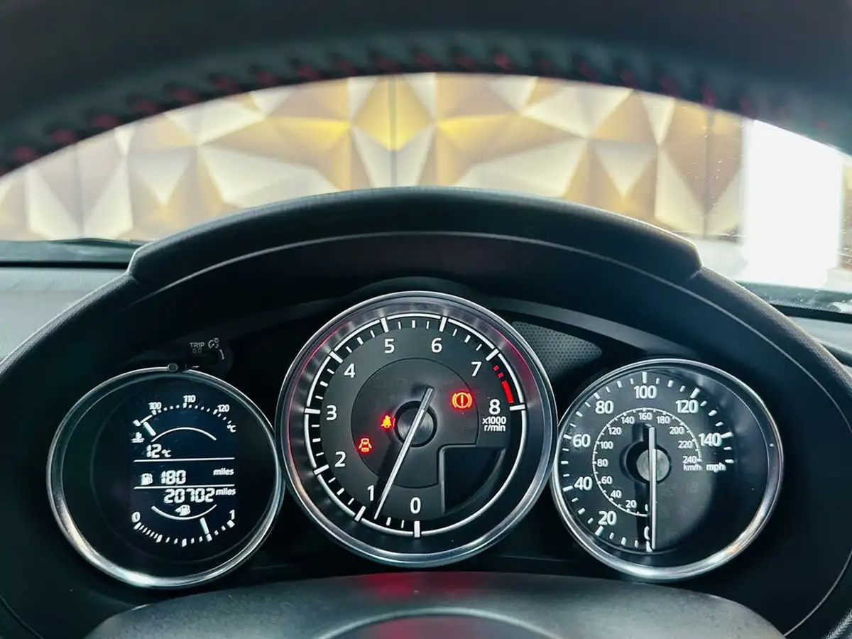 2019-mazda-mx-5-15-se-big-53