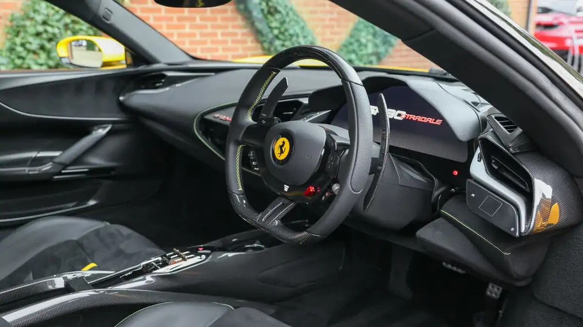 2021-ferrari-sf90-stradale-big-32