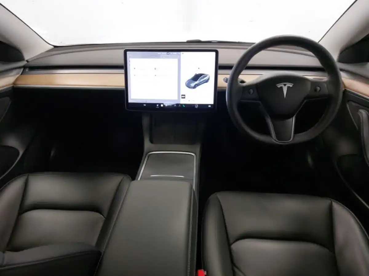 2021-tesla-model-3-e-long-range-4x4-big-2