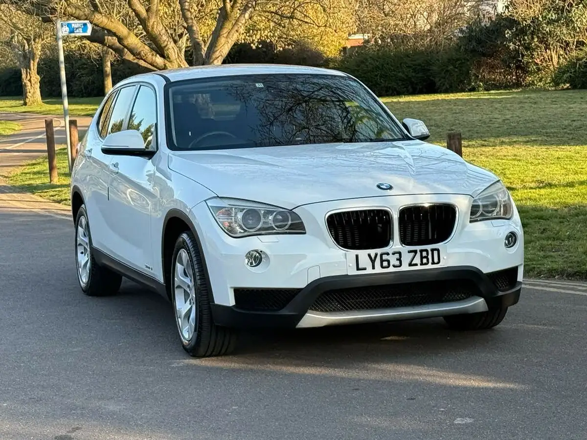 2013-bmw-x1-big-0