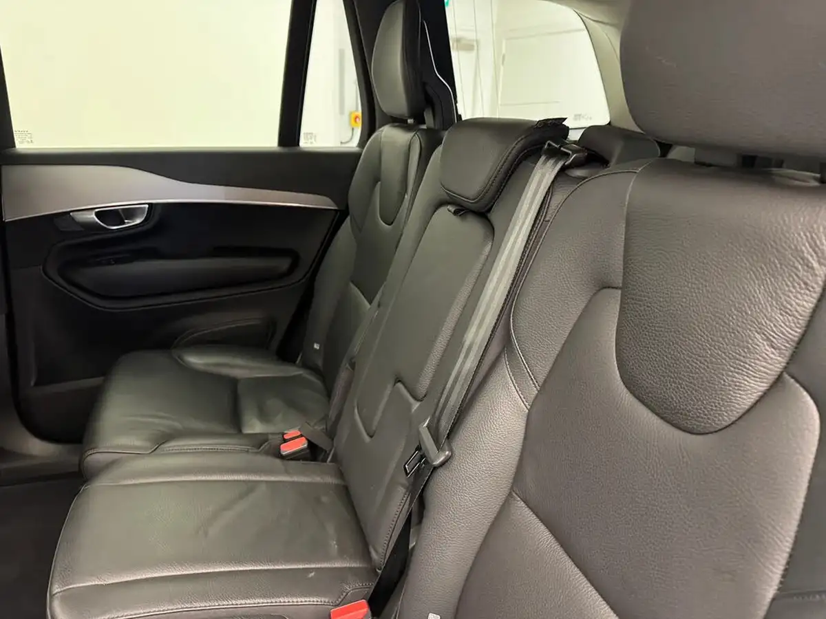 2023-volvo-xc90-20-b5-core-big-10