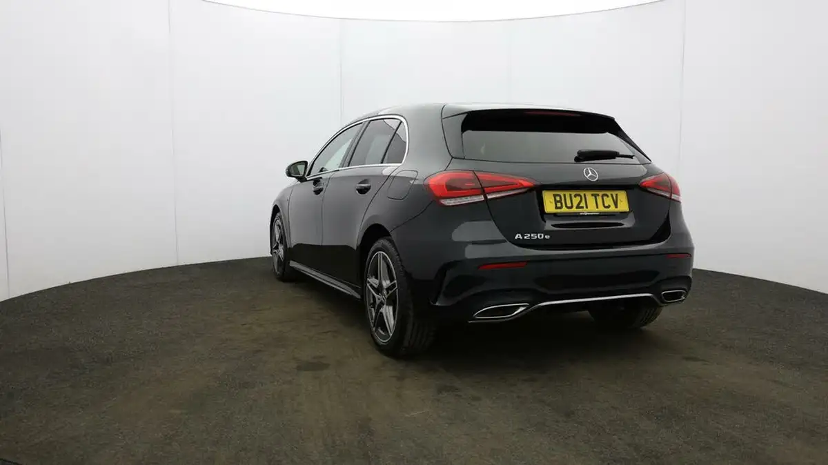 2021-mercedes-benz-a-class-13-a250e-amg-line-hatchback-5d-big-31