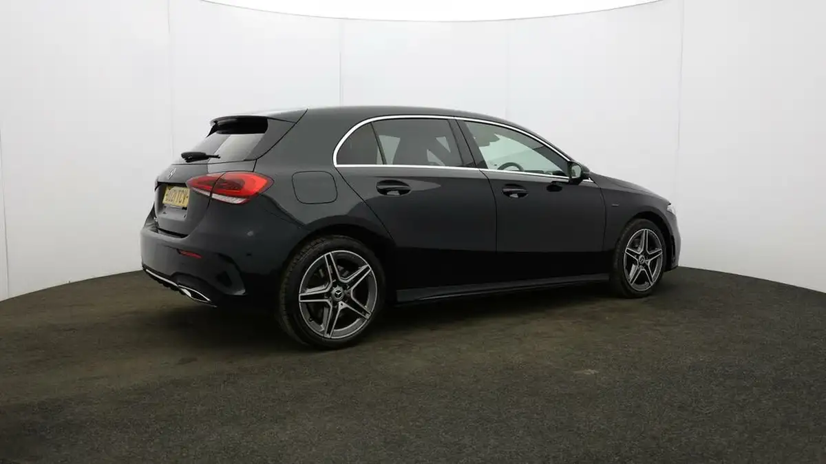 2021-mercedes-benz-a-class-13-a250e-amg-line-hatchback-5d-big-55