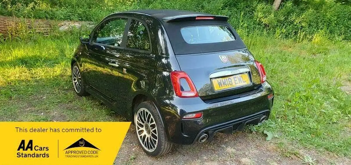 2018-abarth-595c-14-tjet-big-2