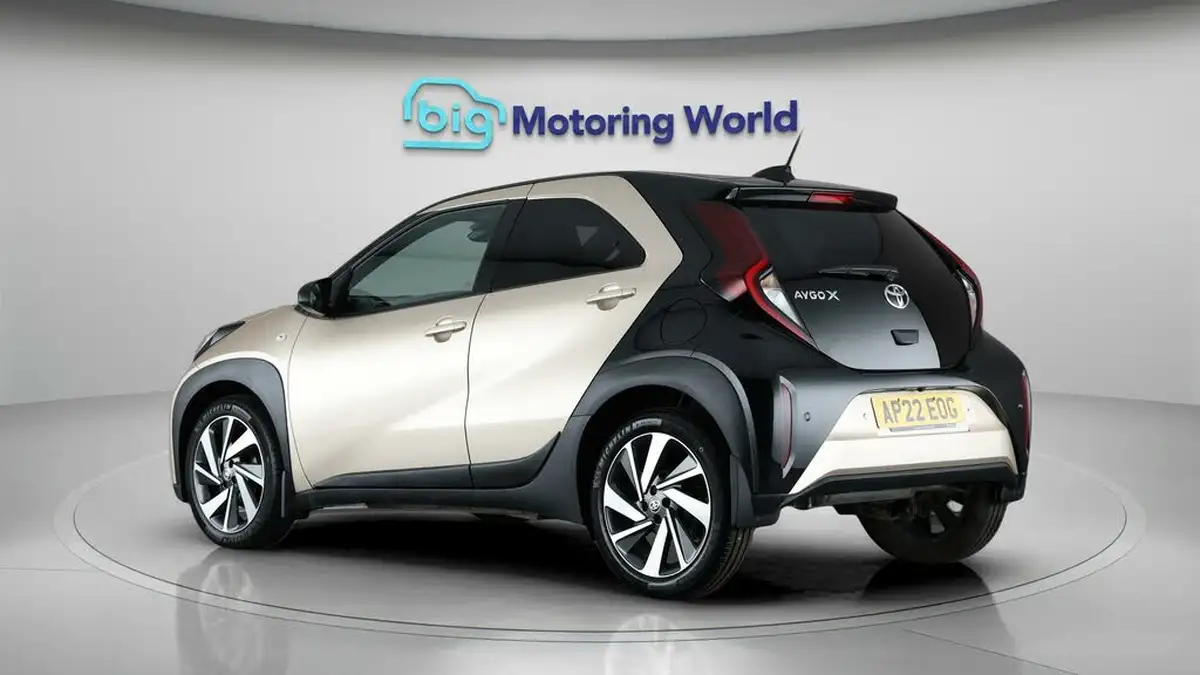 2022-toyota-aygo-x-10-vvt-i-edge-big-4