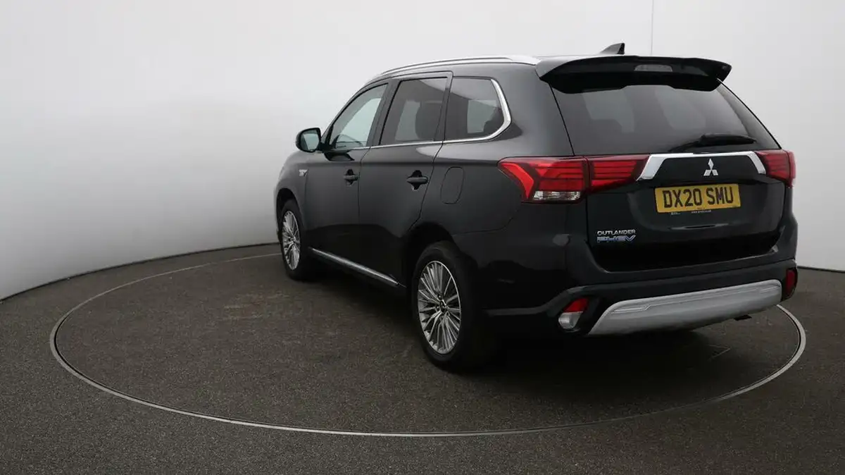 2020-mitsubishi-outlander-24-design-phev-big-58