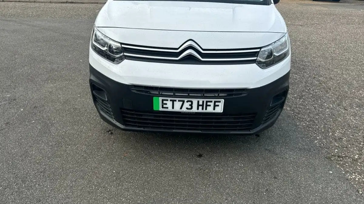 2024-citroen-berlingo-big-41