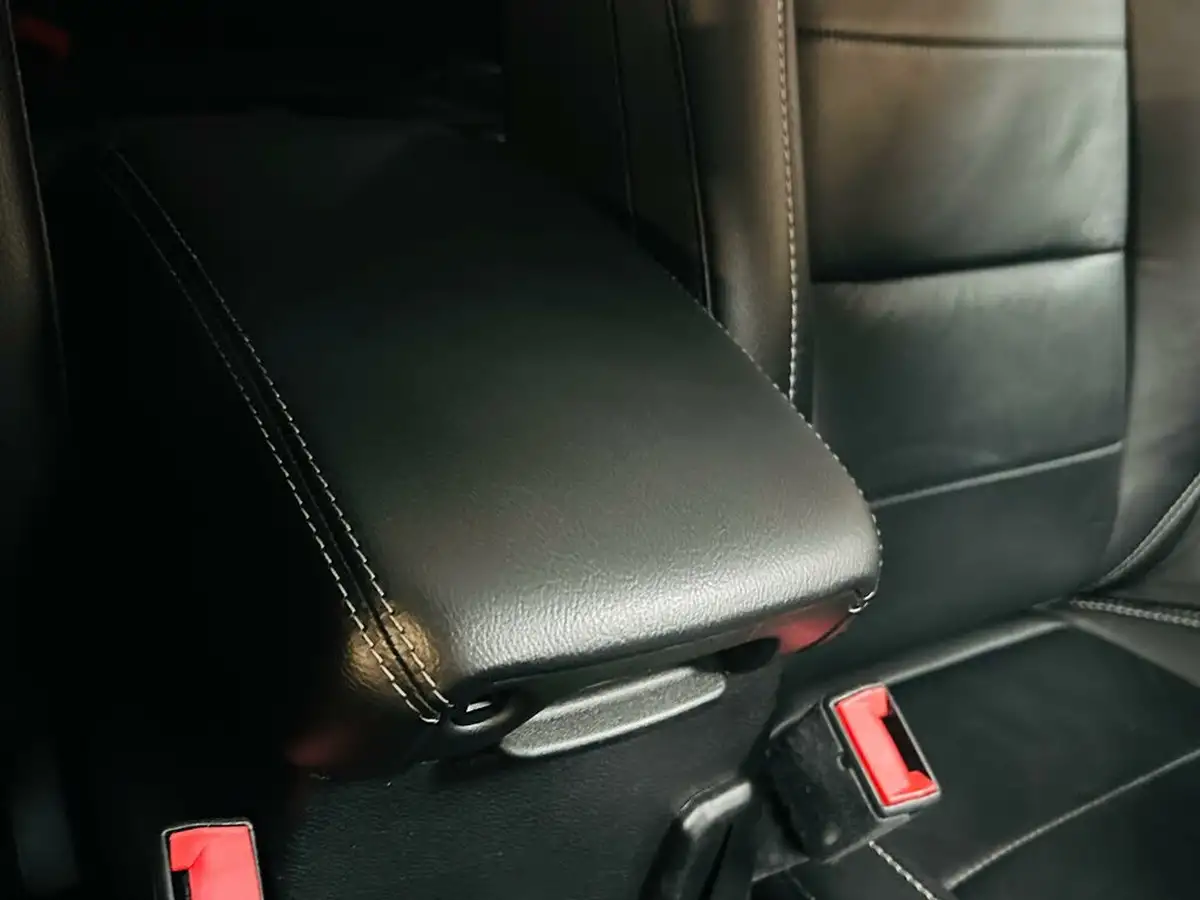 2020-jeep-wrangler-22-multijet-ii-overland-hard-3d-big-65