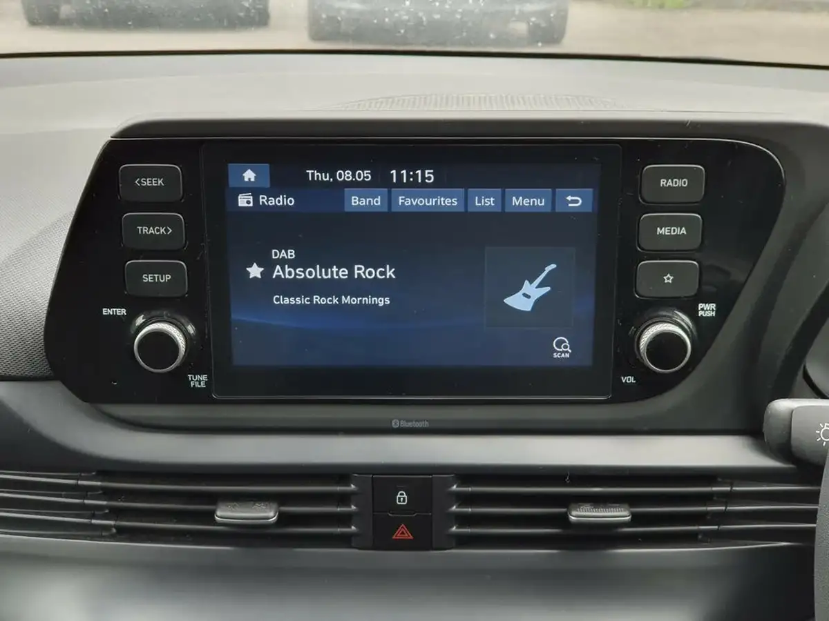 2022-hyundai-i20-10-t-gdi-se-connect-eclutch-imt-big-14
