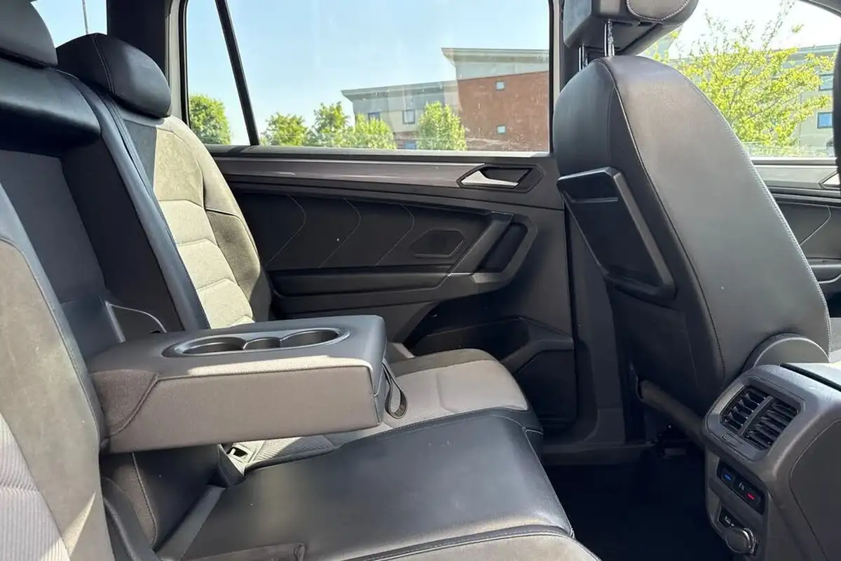 2020-volkswagen-tiguan-allspace-20tdi-r-line-tech-150ps-big-35