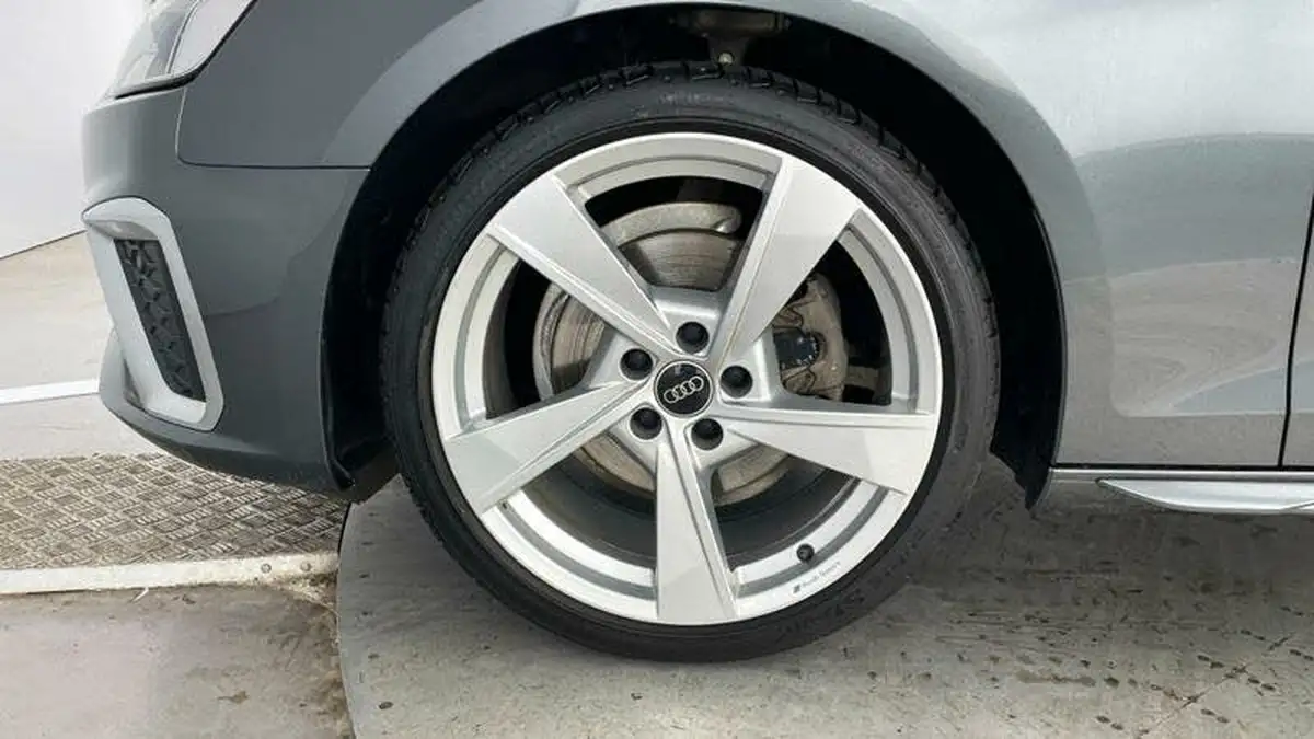 2024-audi-a4-20-35-tfsi-s-line-big-36