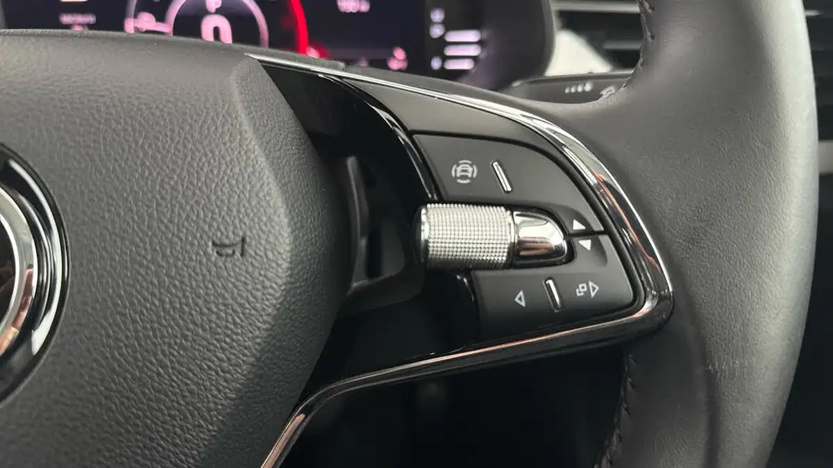 2021-skoda-kamiq-10-tsi-se-l-109ps-dsg-big-21