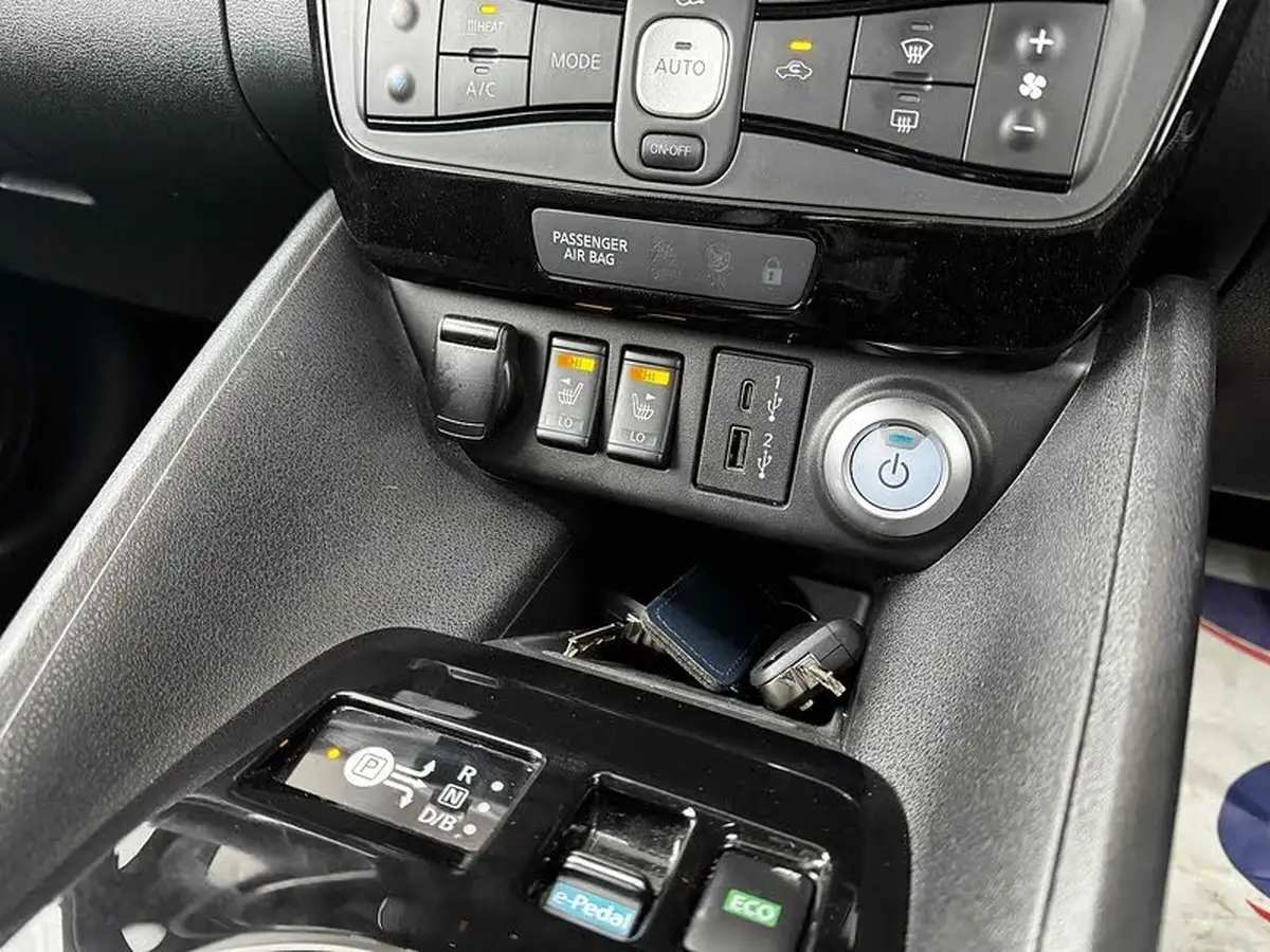 2021-nissan-leaf-e-e-n-connecta-big-38