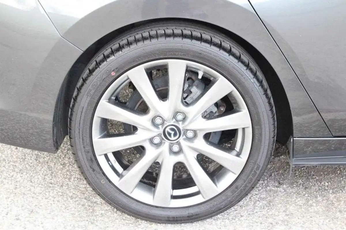 2020-mazda-mazda3-20-gt-sport-180ps-saloon-4d-big-10