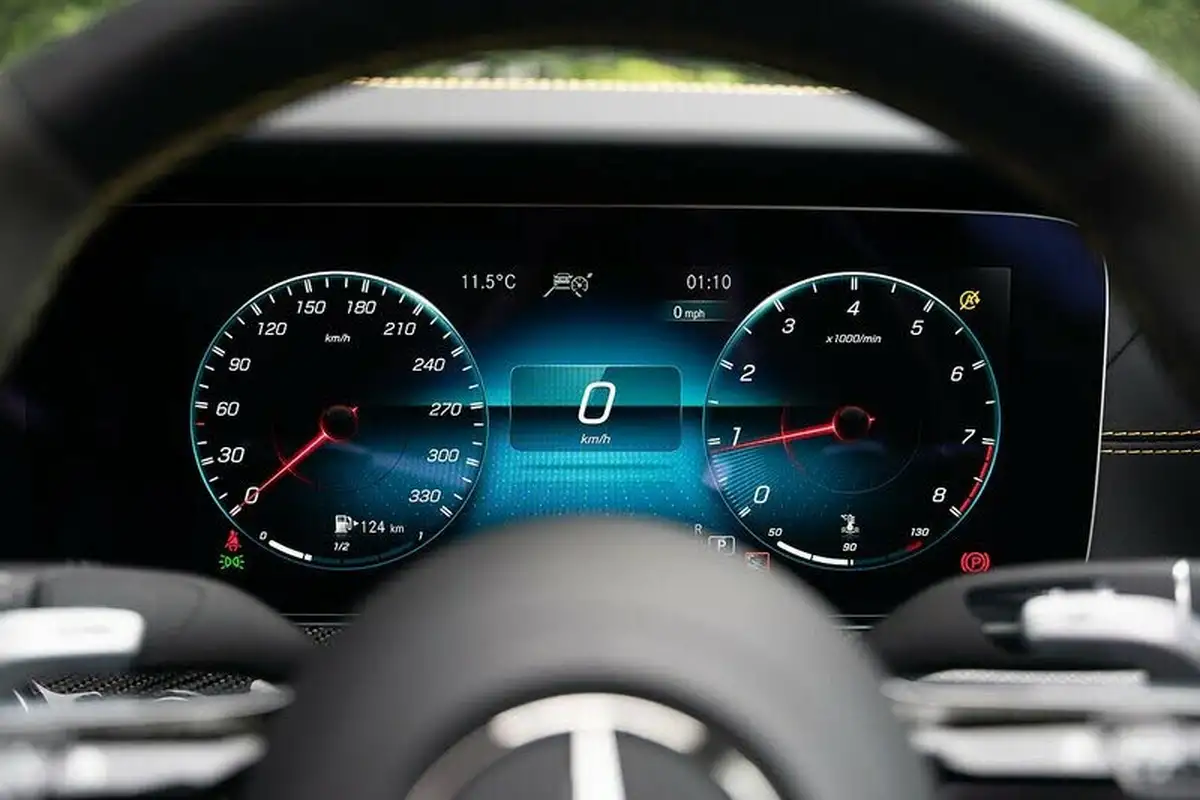 2023-mercedes-benz-e-class-40-e63-amg-s-final-edition-saloon-4d-big-51
