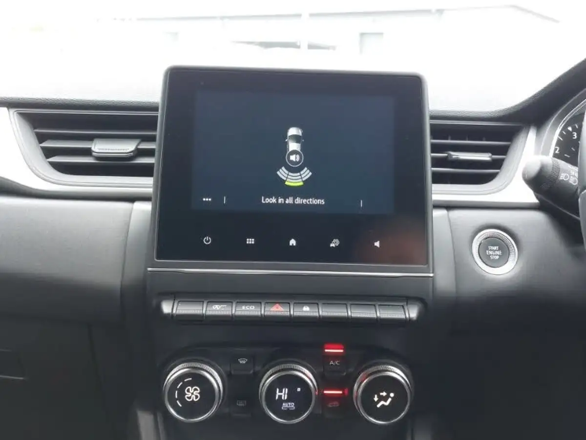 2022-renault-captur-10-tce-iconic-edition-big-10
