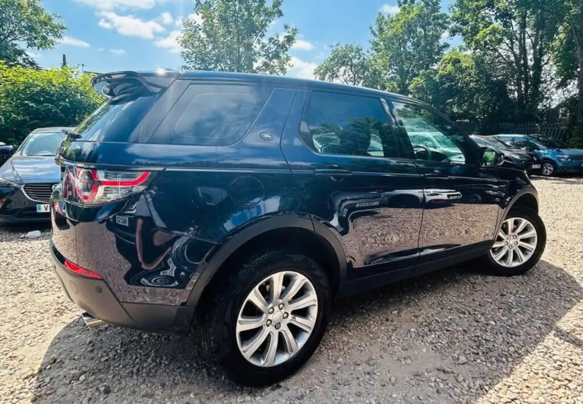 2015-land-rover-discovery-sport-20td4-se-tech-180ps-auto-big-4