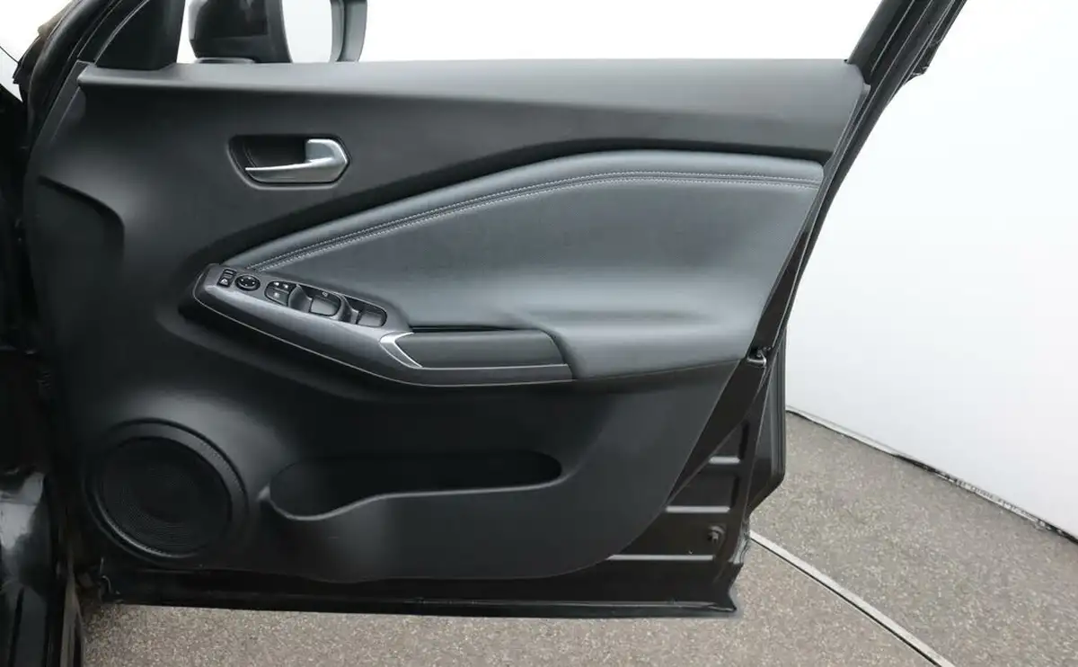 2022-nissan-juke-10-dig-t-n-connecta-dct-big-15