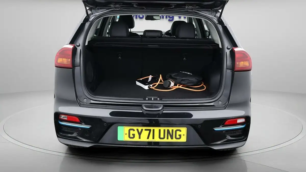 2022-kia-e-niro-ev-4-big-16