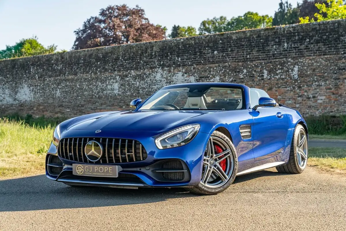 2019-mercedes-benz-amg-40-gt-c-ss-convertible-big-0
