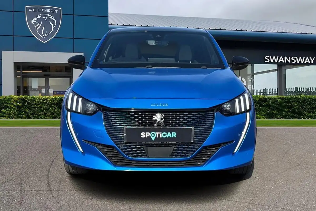 2021-peugeot-208-e-gt-premium-big-5