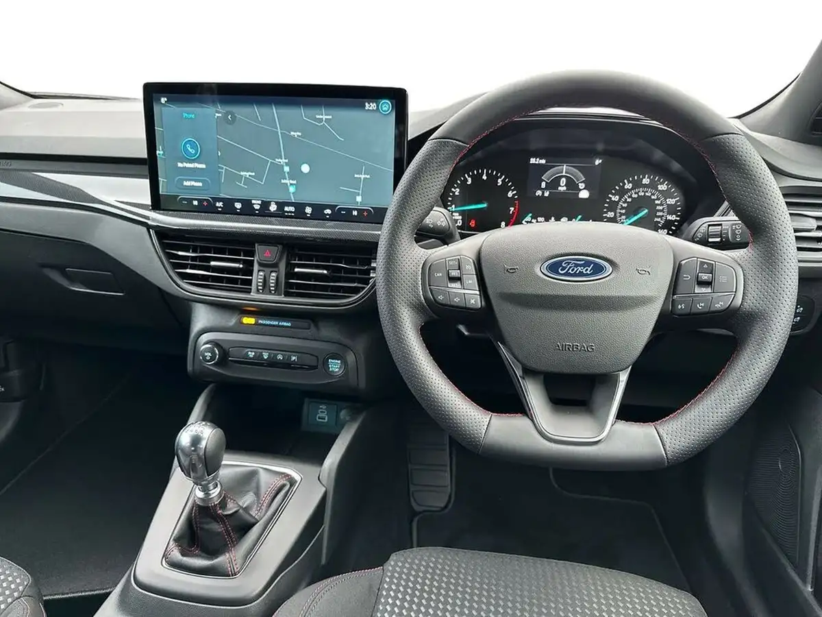 2025-ford-focus-10t-st-line-125ps-hatchback-big-14
