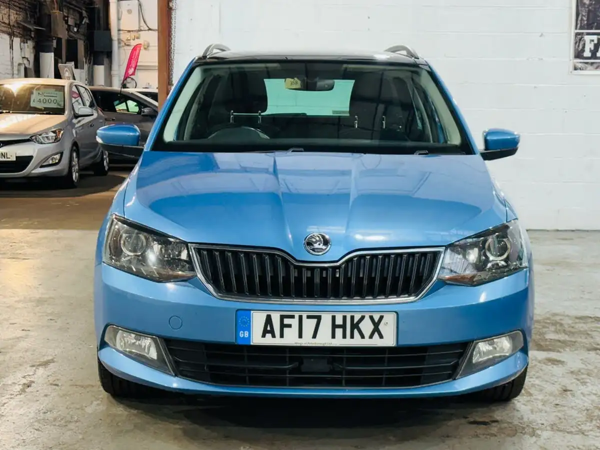 2017-skoda-fabia-12-tsi-se-l-109ps-estate-dsg-big-1