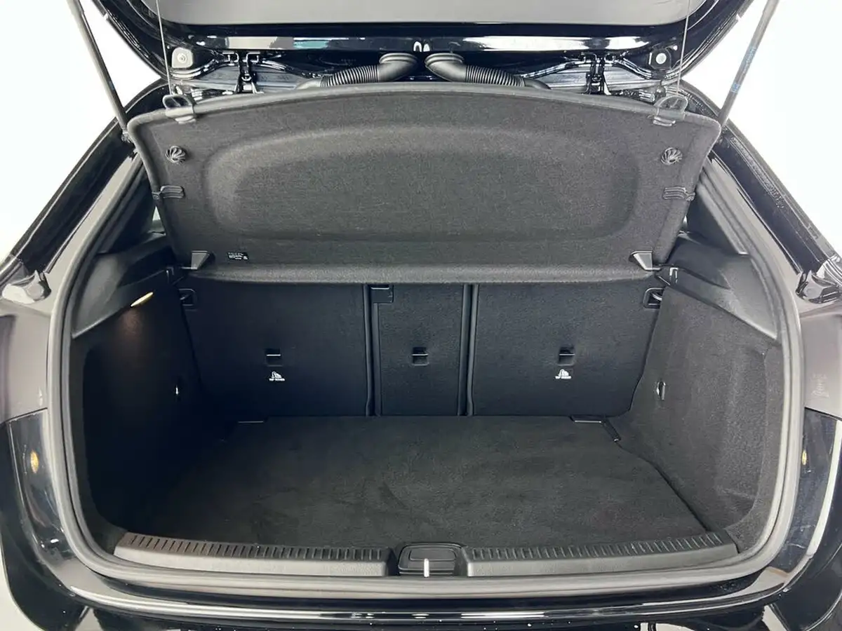 2020-mercedes-benz-a-class-13-a180-amg-line-hatchback-5d-7g-dct-big-12