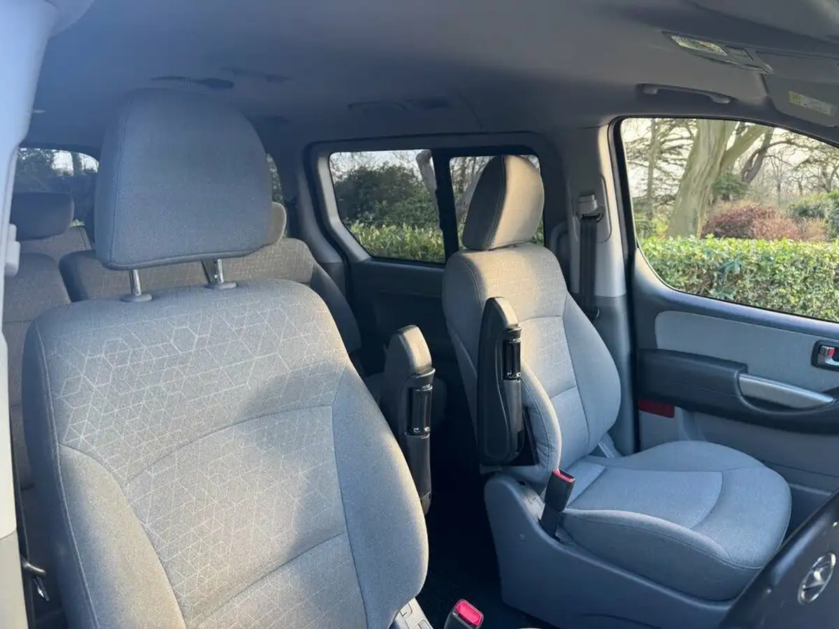 2018-hyundai-i800-25crdi-se-170ps-auto-big-10