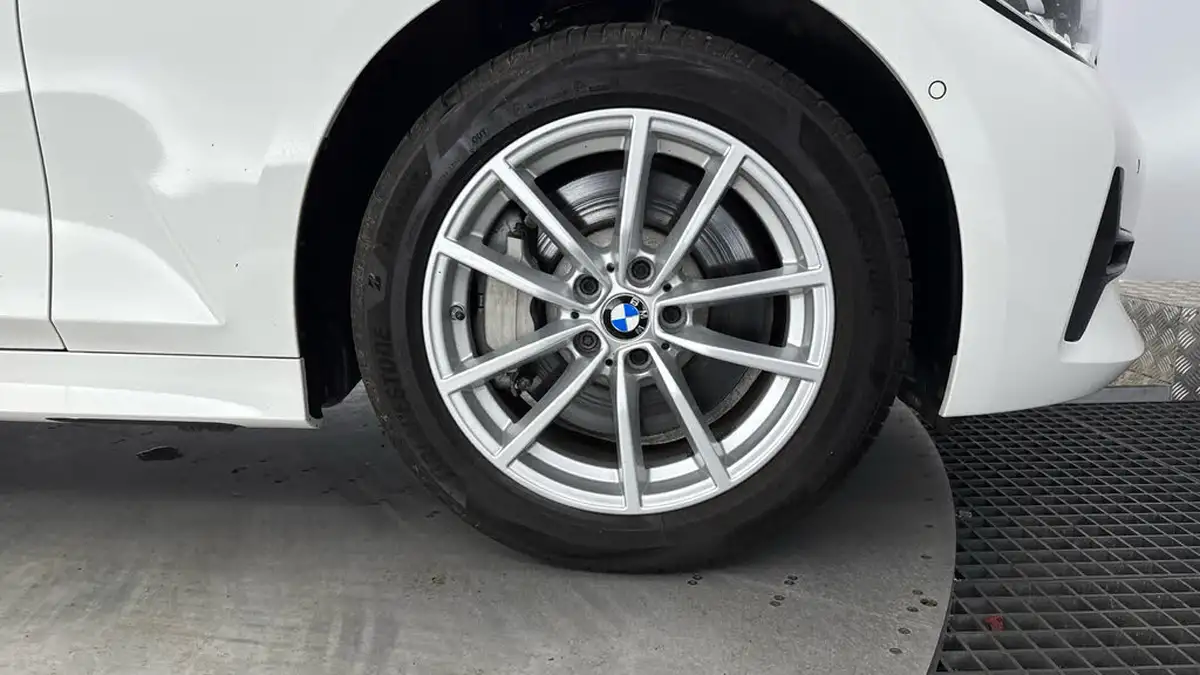 2021-bmw-3-series-20-330e-se-pro-touring-5d-big-27