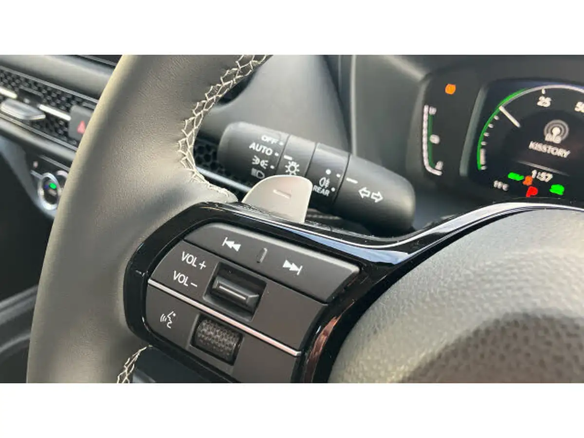 2024-honda-zr-v-20-i-mmd-advance-big-21