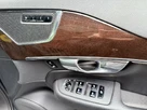 2017-volvo-xc90-20-t8-momentum-momentum-hybrid-auto-small-21