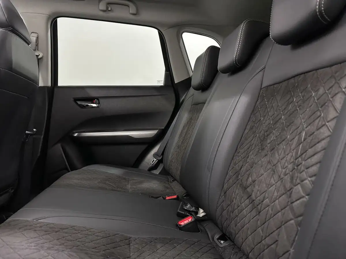 2021-suzuki-vitara-14-boosterjet-sz5-big-34