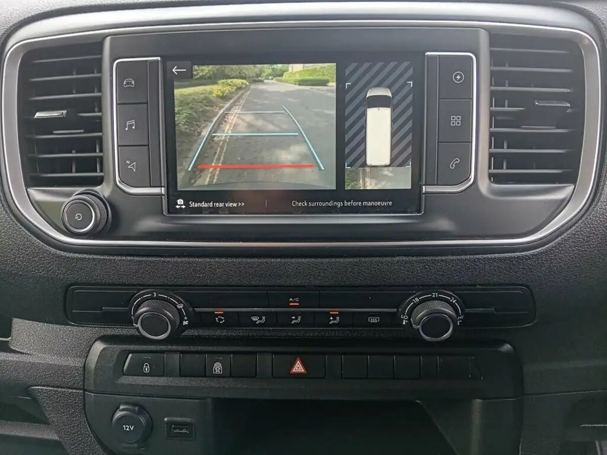 2023-vauxhall-vivaro-life-e-combi-l-big-6