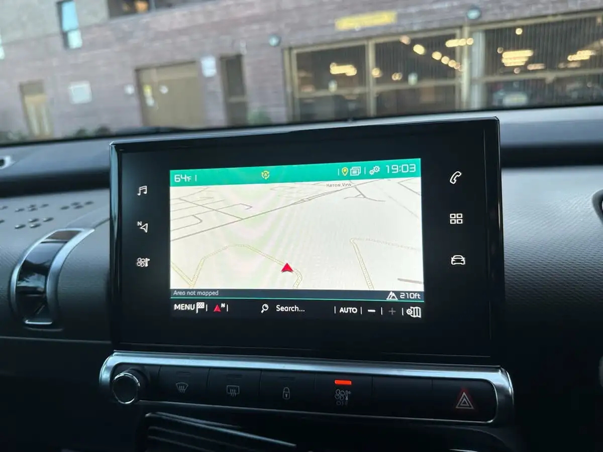 2019-citroen-c4-cactus-12-puretech-flair-130ps-eat6-big-40