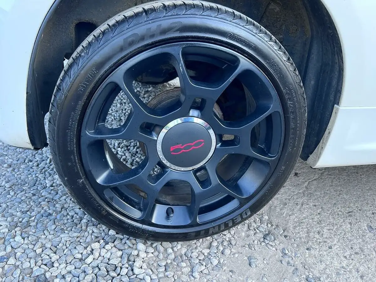 2014-fiat-500c-12-s-ss-big-24