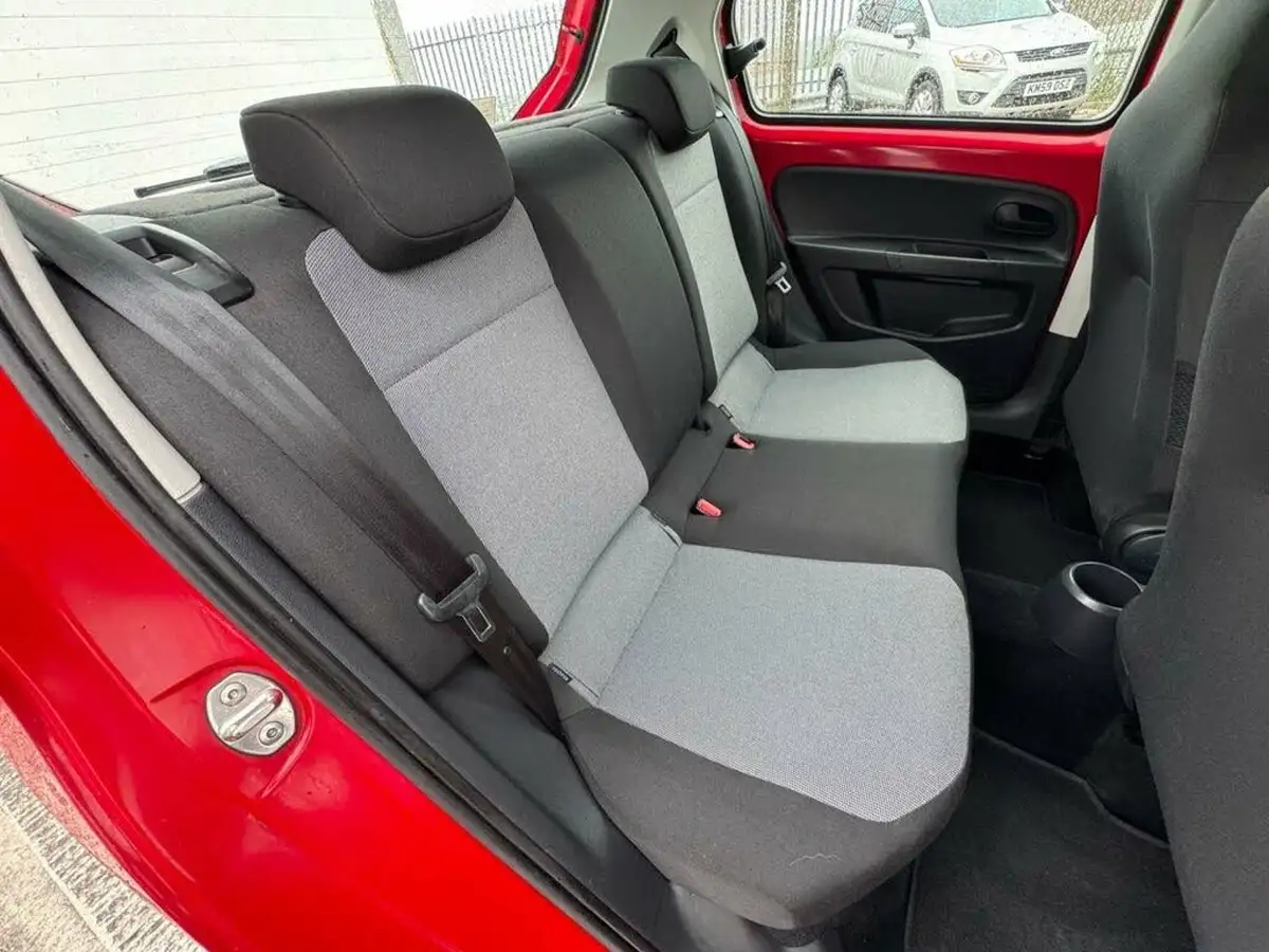 2014-skoda-citigo-10-se-60ps-5d-big-13