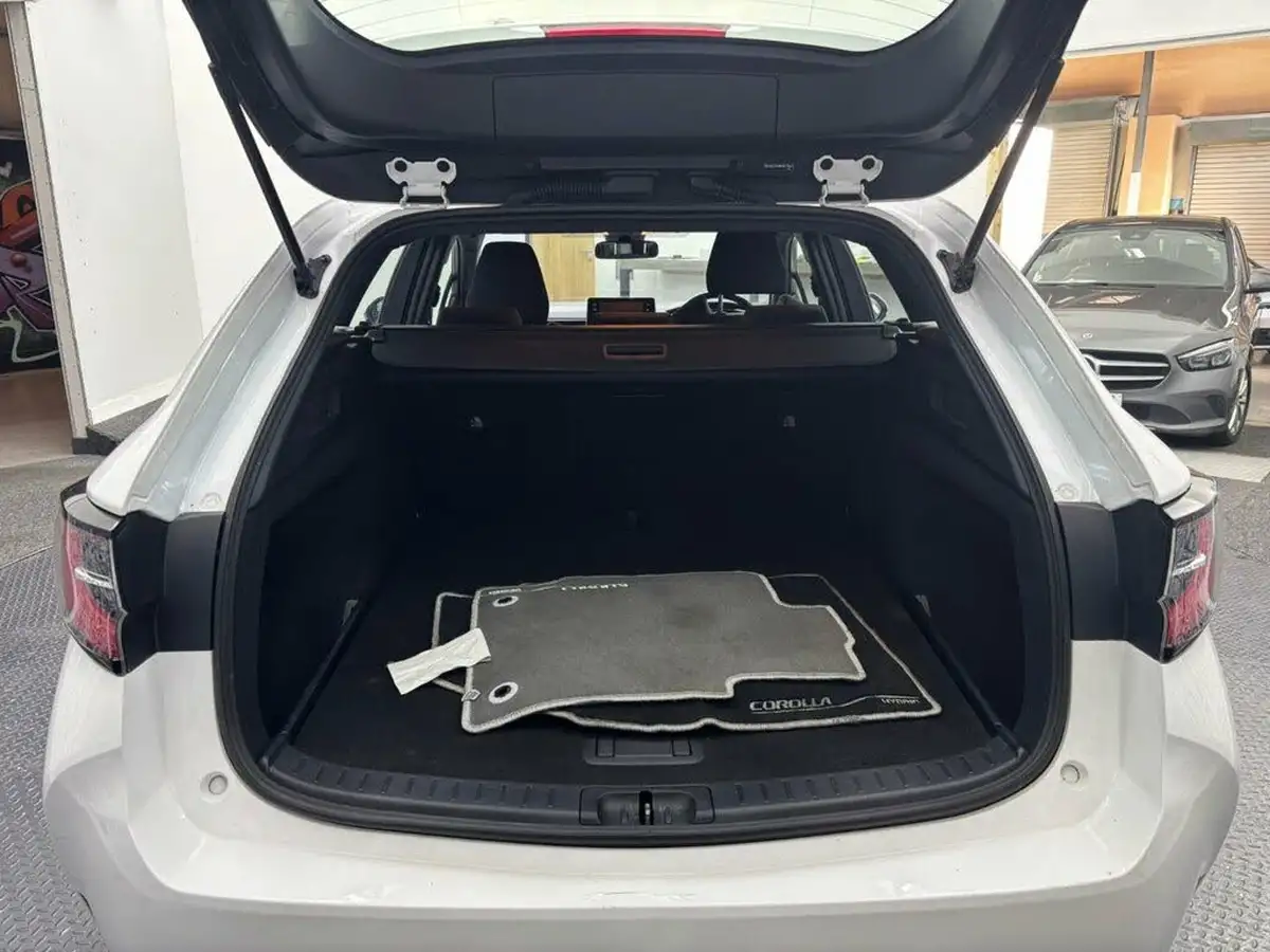 2021-toyota-corolla-18-vvt-i-icon-spare-wheel-touring-sports-5d-big-29