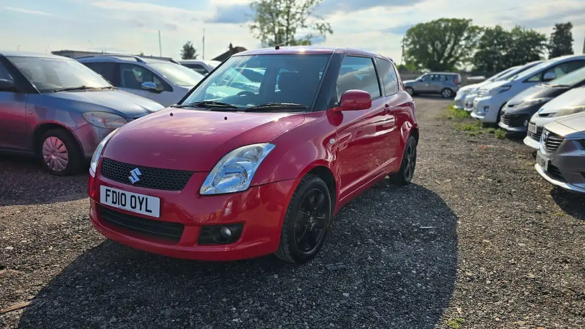 2010-suzuki-swift-13-sz4-3d-big-2