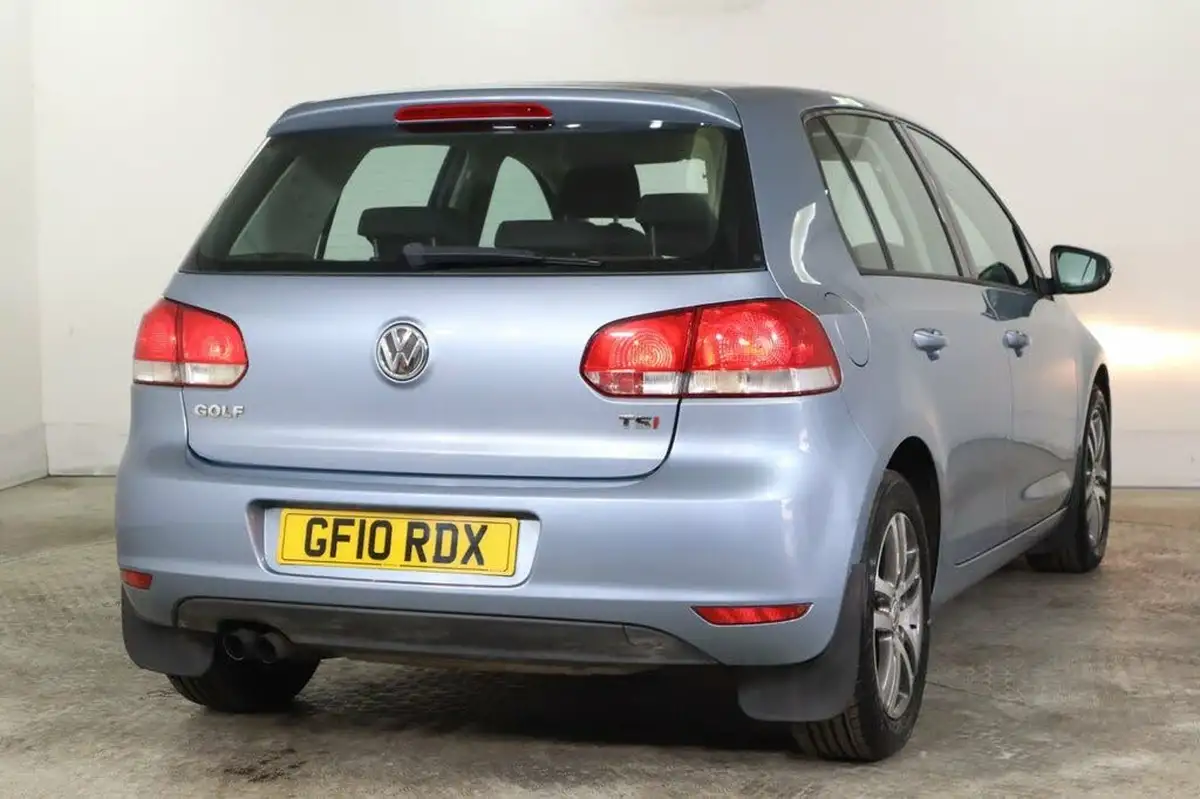 2010-volkswagen-golf-14-se-125ps-hatchback-5d-dsg-big-3