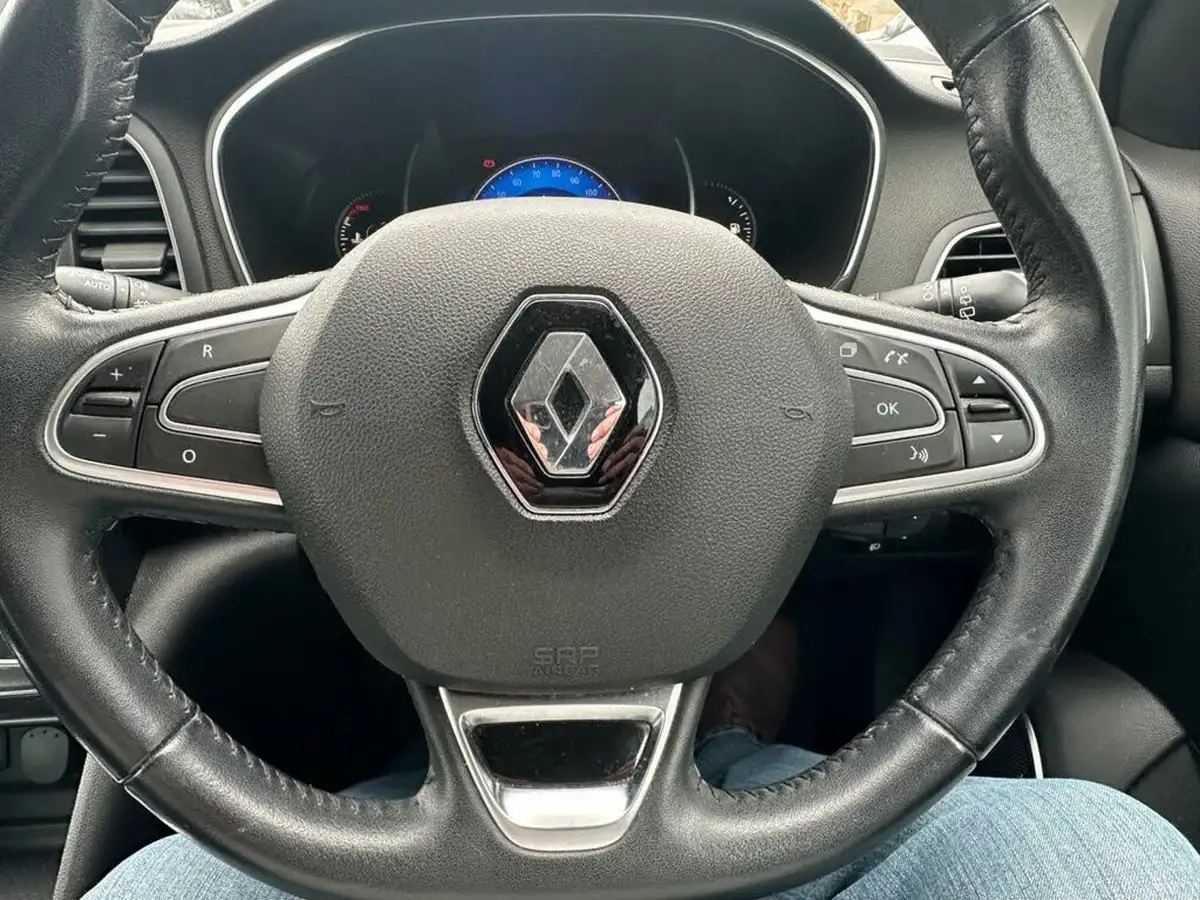 2017-renault-megane-16dci-dynamique-s-nav-sport-tourer-big-18
