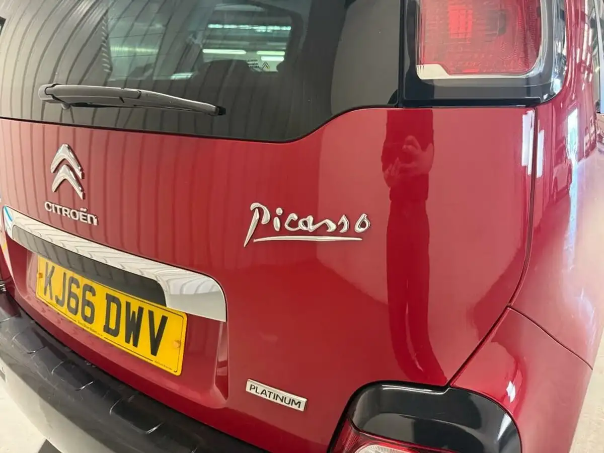 2017-citroen-c3-picasso-16bluehdi-platinum-big-31