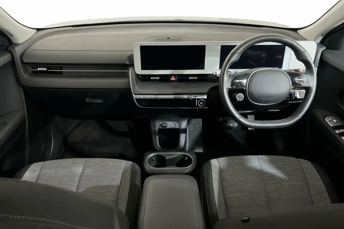 2023-hyundai-ioniq-5-e-premium-228ps-77kwh-rwd-big-11