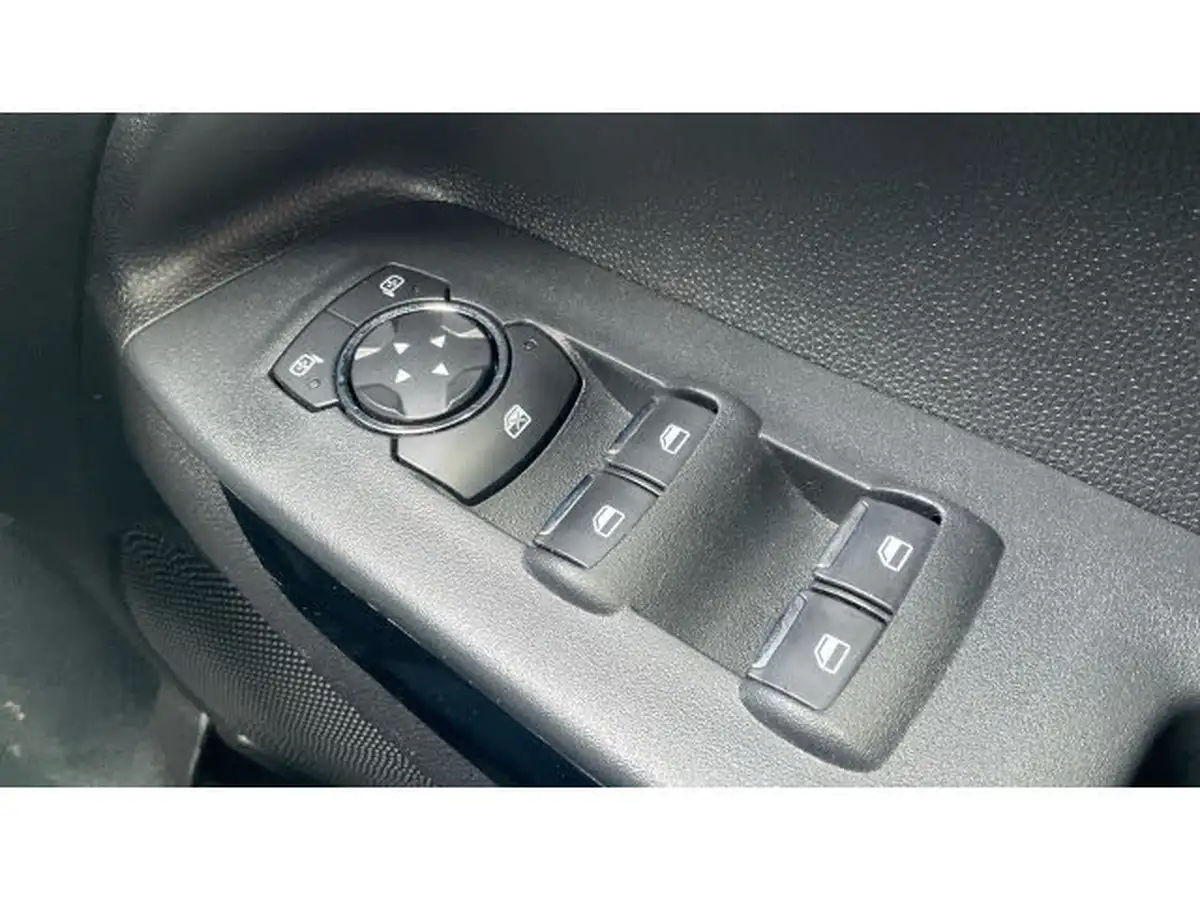 2022-ford-ecosport-10t-active-big-25