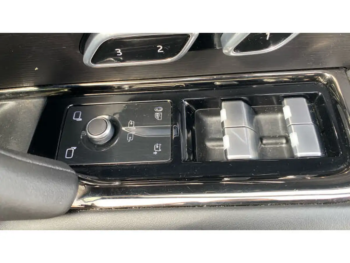 2023-land-rover-range-rover-sport-30-d300-autobiography-big-46