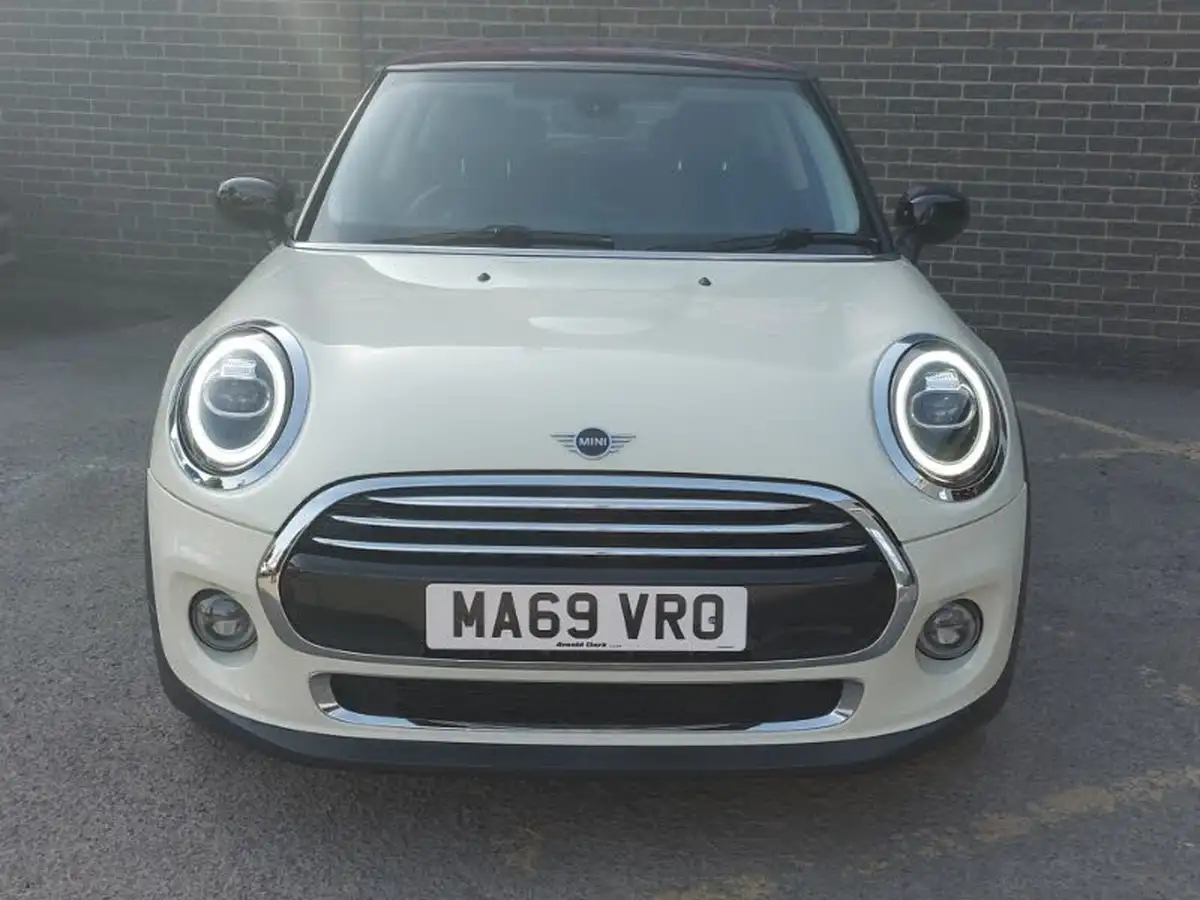 2019-mini-cooper-15-cooper-exclusive-134bhp-hatchback-3d-big-11