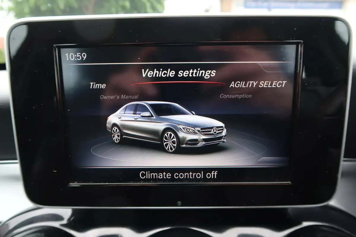 2015-mercedes-benz-c-class-21cdi-c220-sport-ss-saloon-4d-7g-tronic-plus-big-41